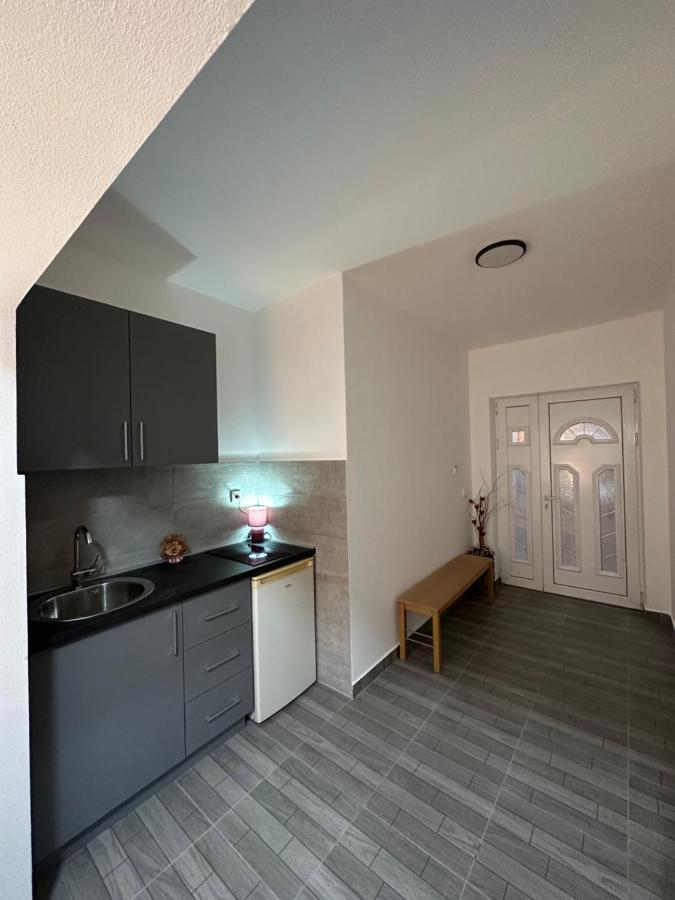 Apartments Baja Улцинь Экстерьер фото