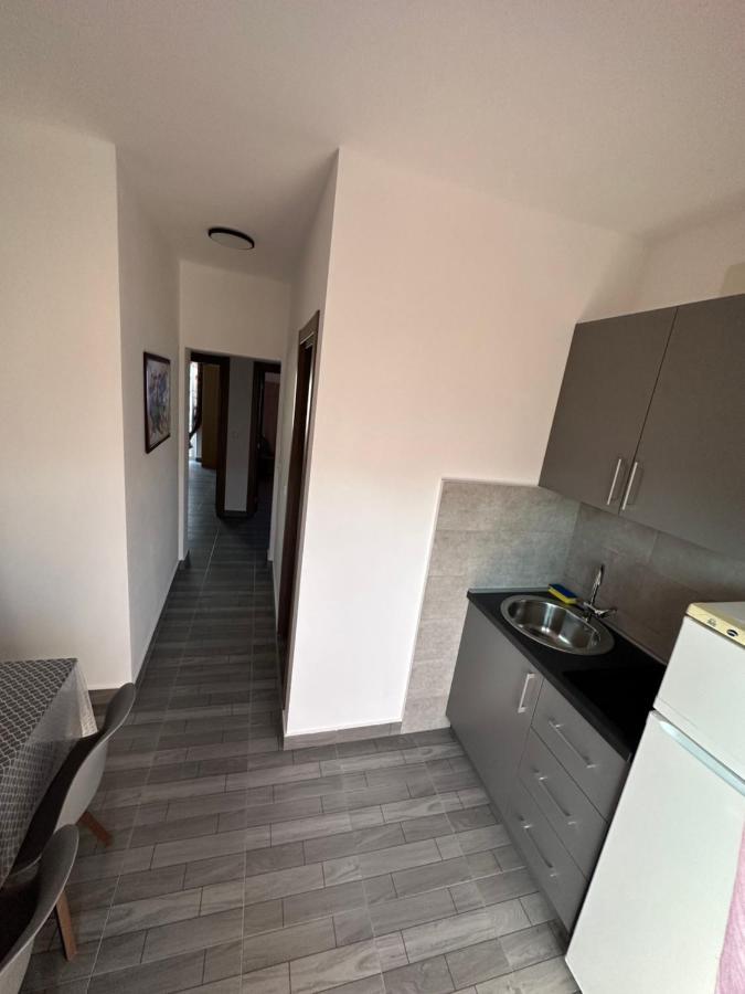 Apartments Baja Улцинь Экстерьер фото