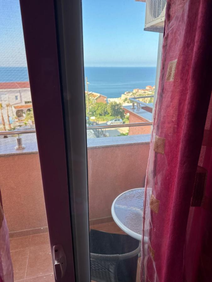 Apartments Baja Улцинь Экстерьер фото